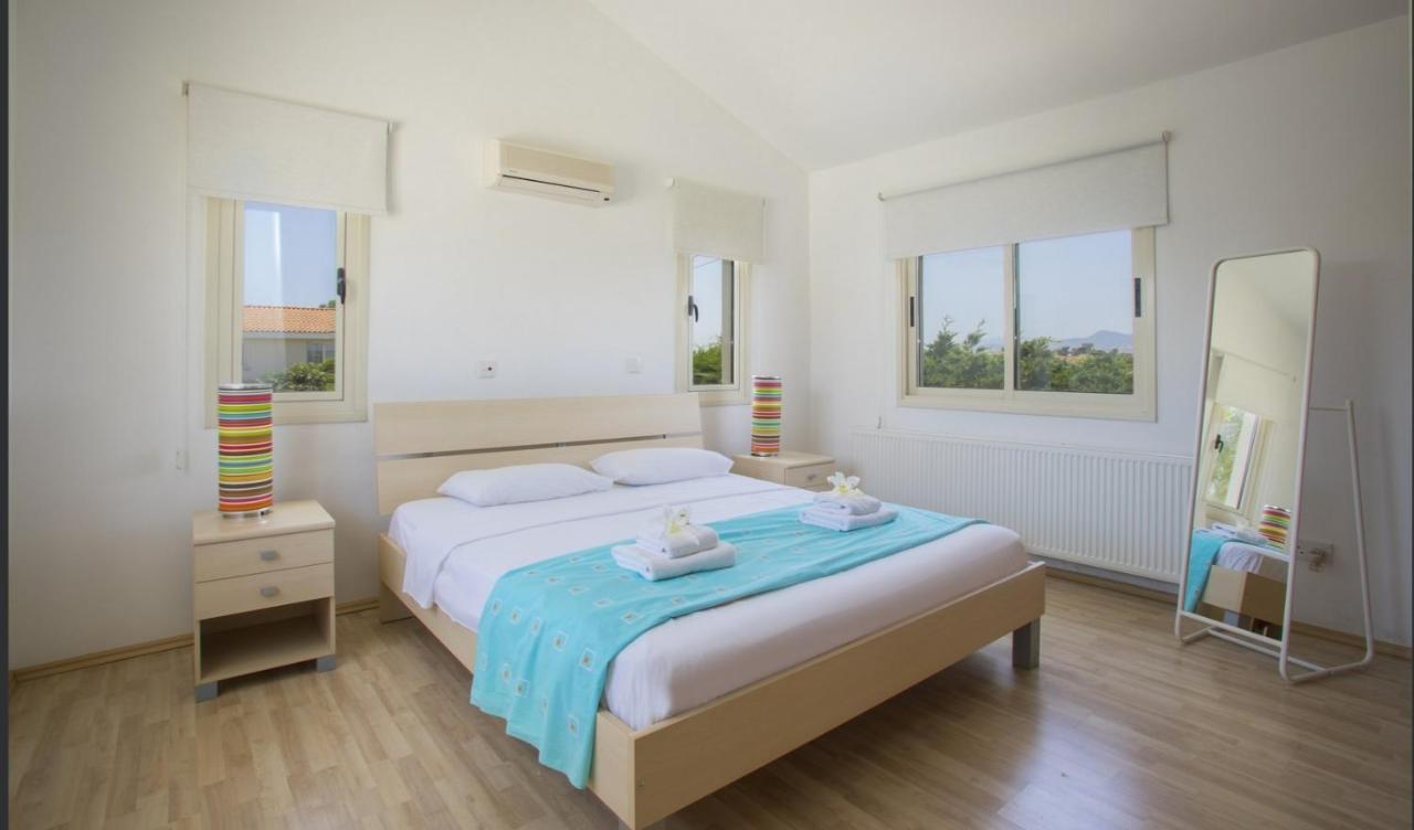 Soothing Sunset Villa With Private Pool, 200M From The Beach Perivolia Exteriér fotografie